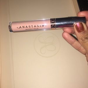 “NAKED” Brand New/Unswatched- ABH Liquid Lipstick